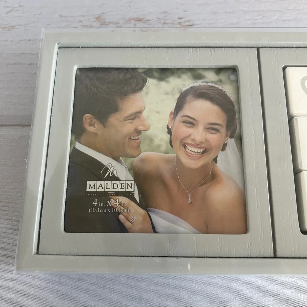 Wedding Calendar Engagement Countdown & Photo Frame | Malden | Freestanding Box